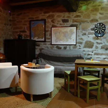 Caserio Da Castineira * Sas do Monte