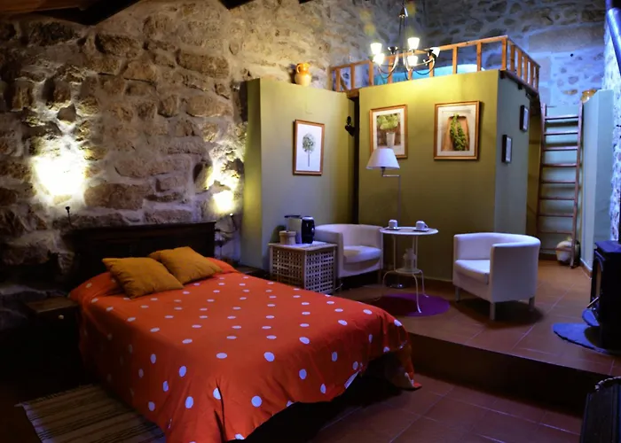 Caserio Da Castineira * Sas do Monte