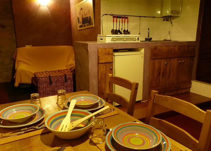 Caserio Da Castineira * Sas do Monte